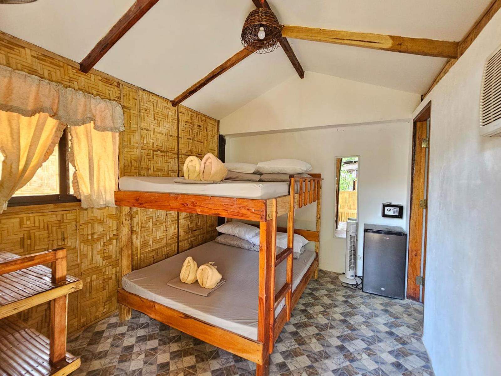 Big Bamboo Beach Resort Sipalay Eksteriør billede